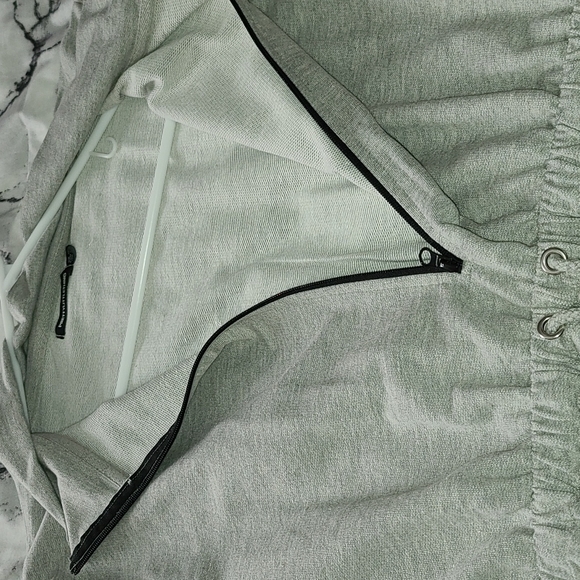 Athletic jumper - 💌5 for 25$ - Picture 4 of 5